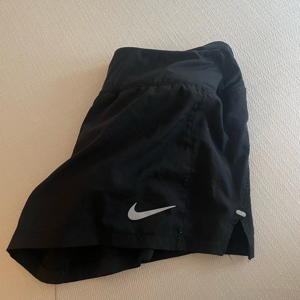 Black Nike running shorts size medium